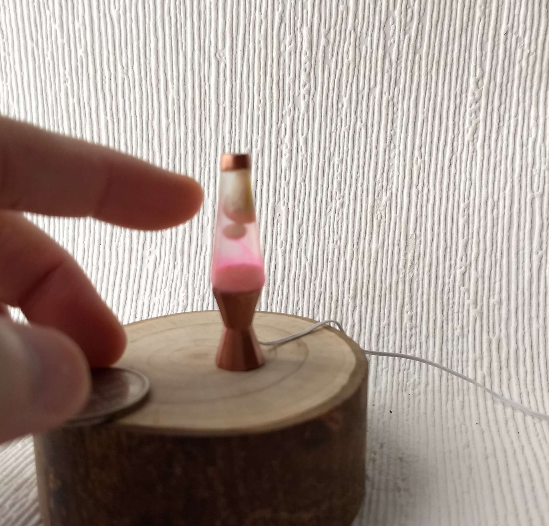 1:12 Dollhouse miniature retro lava lamp Battery operated LED table lamp MCM style with external wires Mid-century nostalgic lamp  REF Light pink liquid