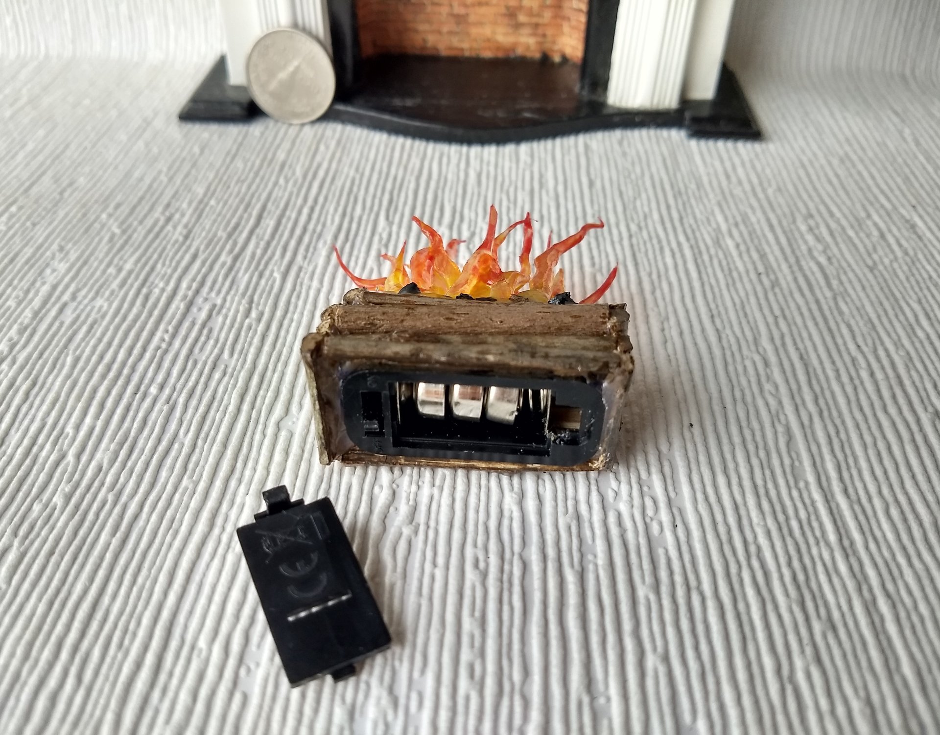 RESERVED 1:12 Dollhouse realistic light up firelogs with flickering flames Battery operated lit logs 1 unit