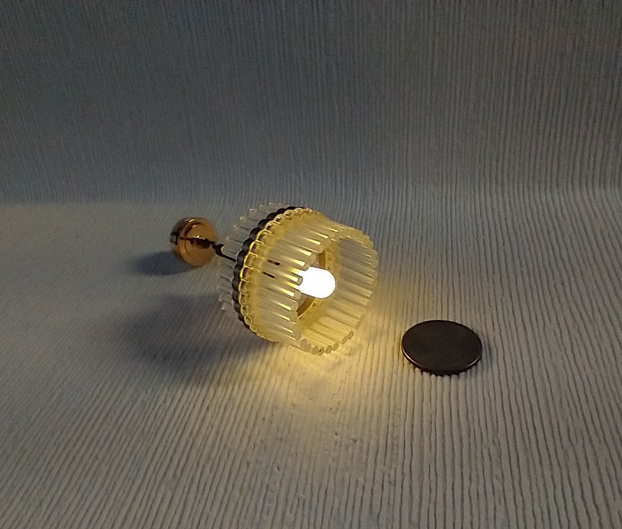 1:12 dollhouse Battery operated chandelier with clear acrylic drum shade Contemporary style chandelier