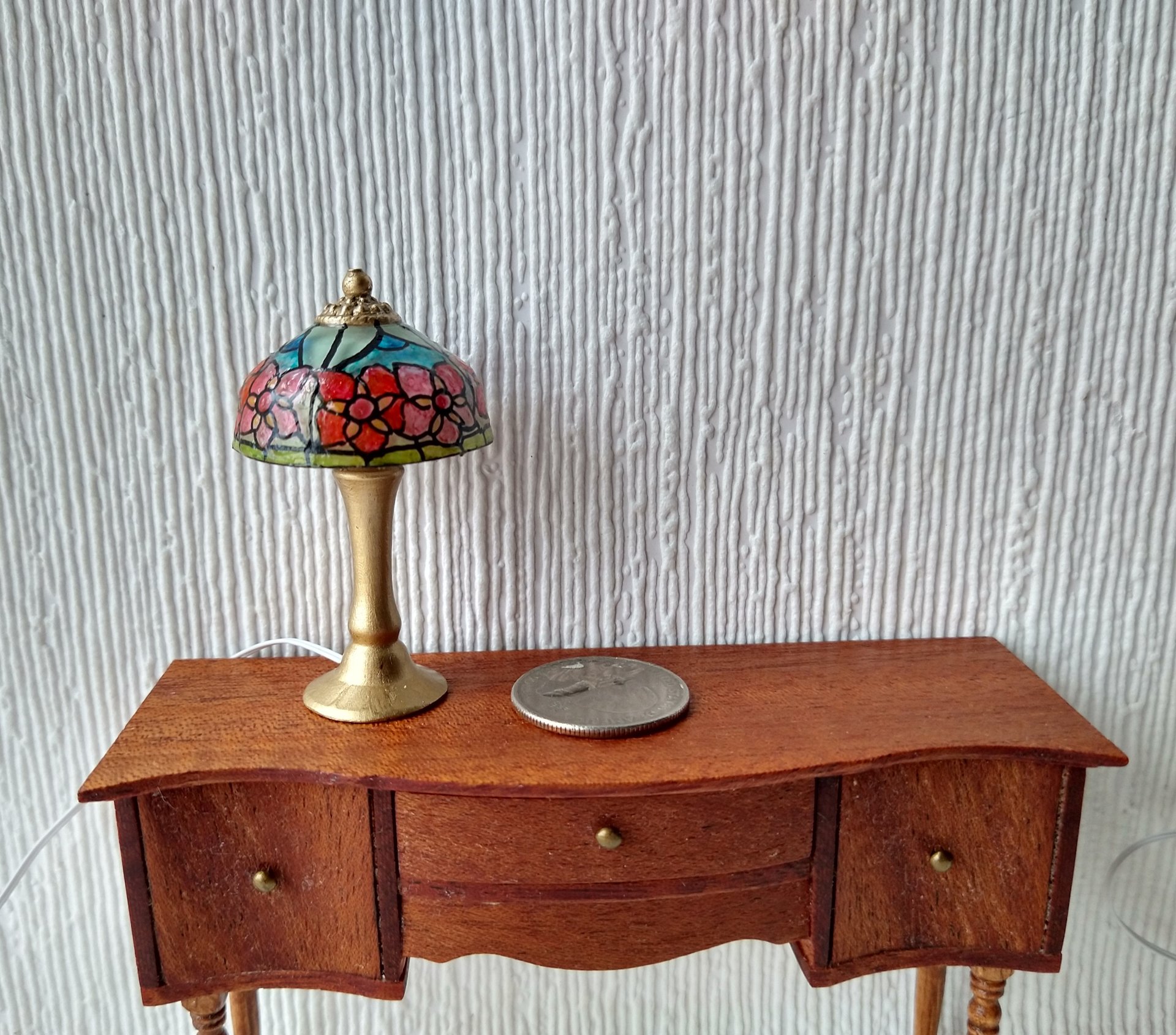 1:12 dollhouse handcrafted faux stained glass table lamp Battery operated miniature LED lamp Tiffany style lamp with external wires