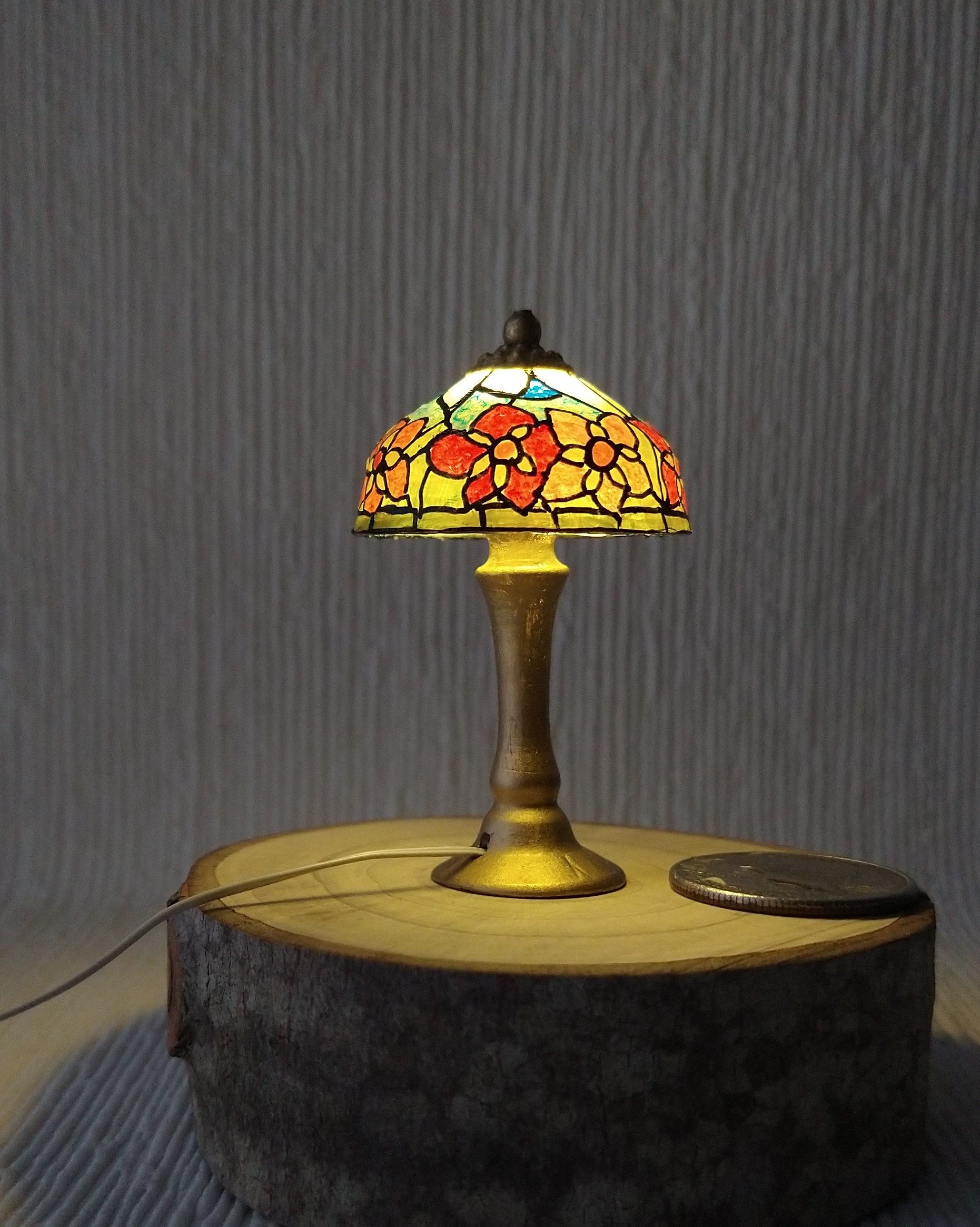 1:12 dollhouse handcrafted faux stained glass table lamp Battery operated miniature LED lamp Tiffany style lamp with external wires