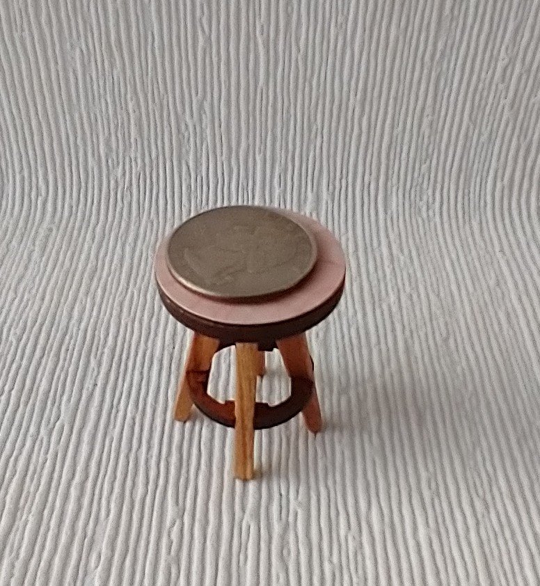1:12 Dollhouse bath stool with pink laminate seat and solid cherry legs