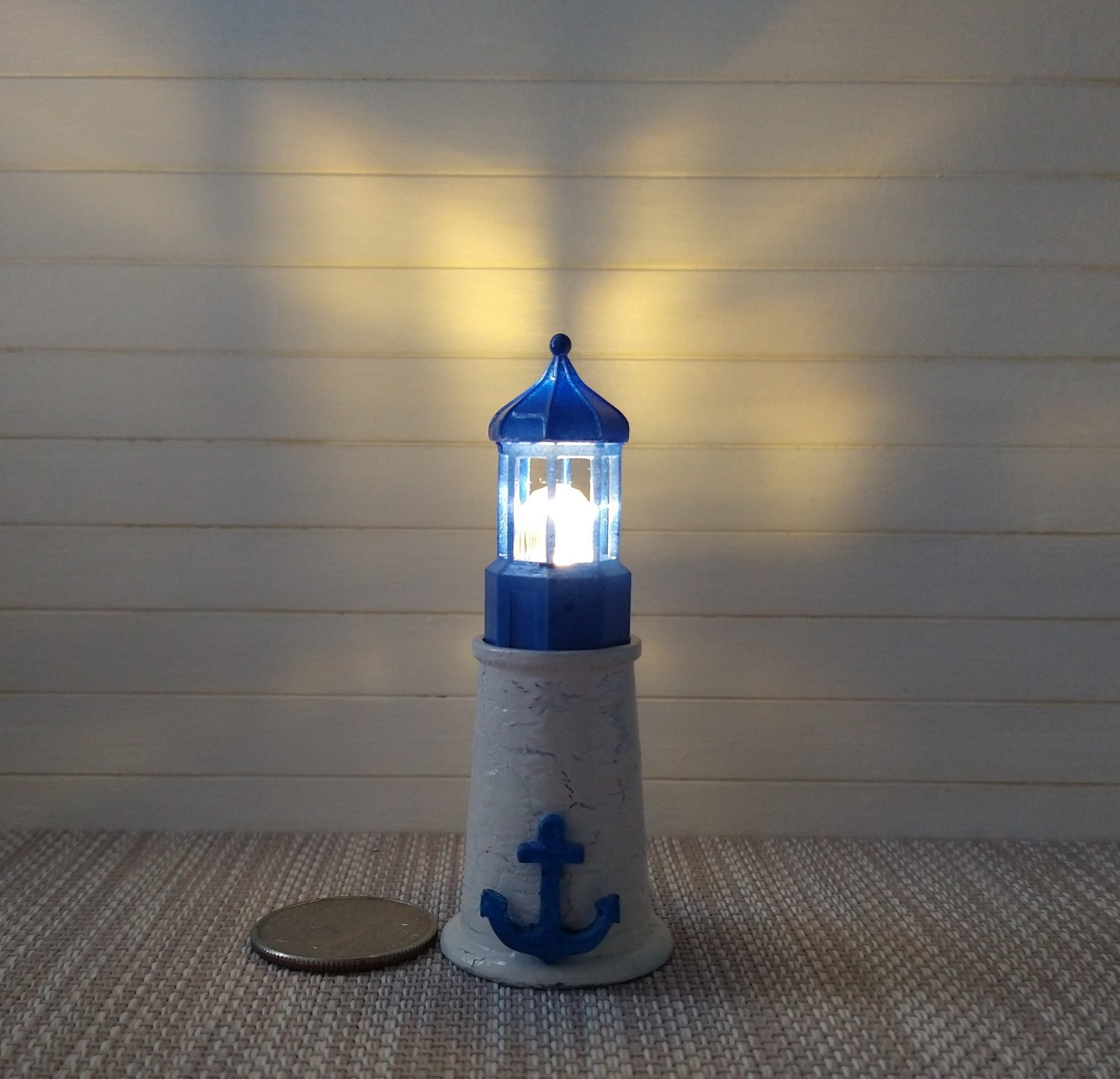 1:12 dollhouse Blue lighthouse lamp Miniature coastal accessory Lighthouse light for dollhouse patio or deck Battery operated novelty or accent light