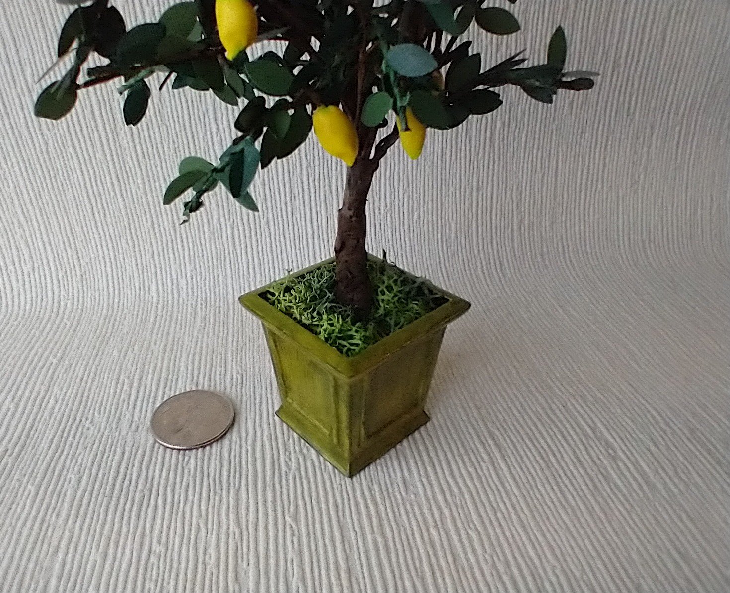 1:12 Dollhouse miniature lemon tree in unique square planter Patio tree in container