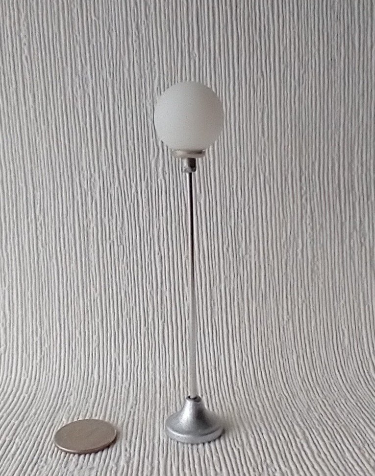 1:12 Dollhouse mid-century styled globe floor lamp Non-electric