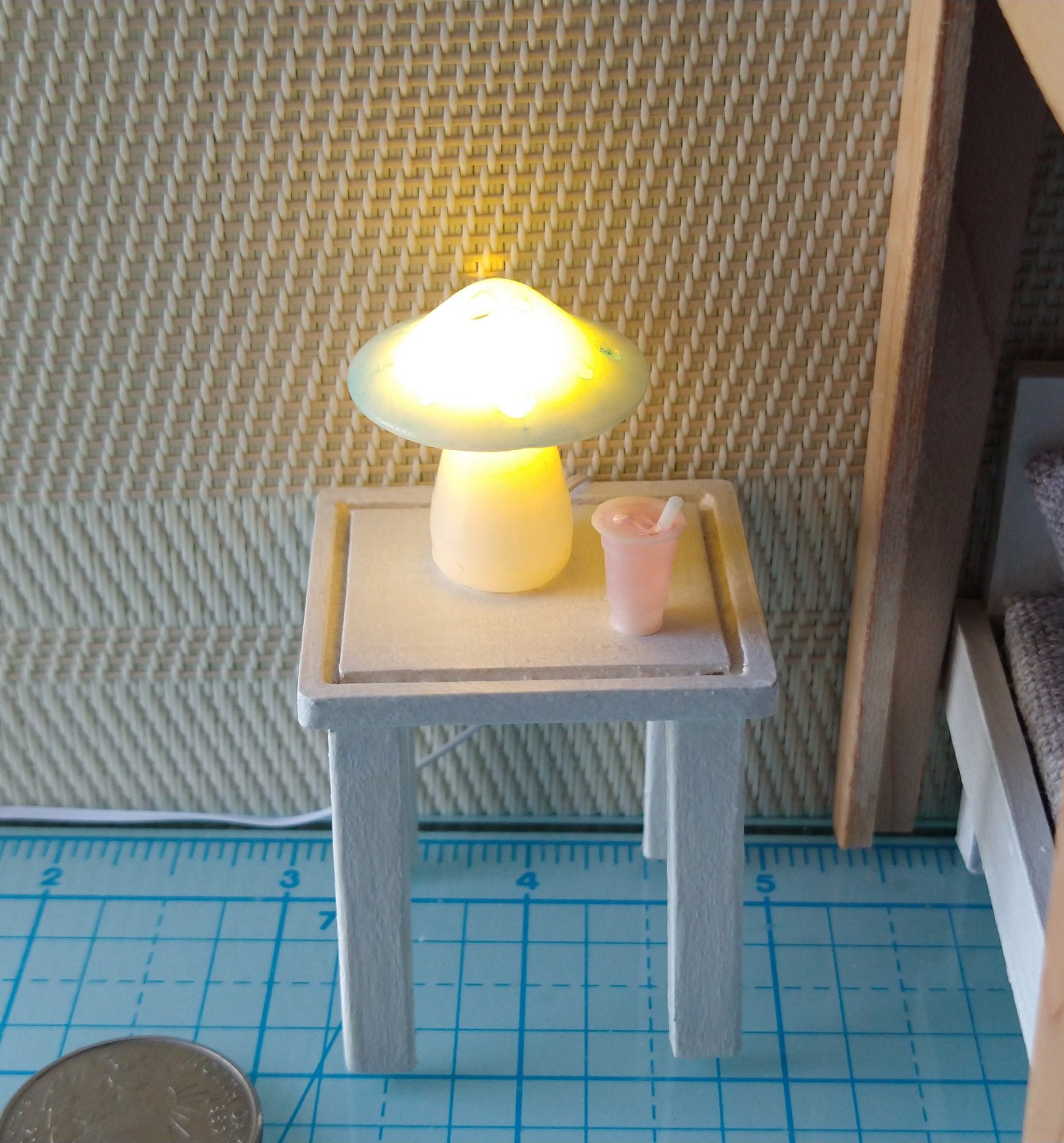 1:12 Dollhouse battery operated toadstool table lamp Kids lamp Novelty lamp Blue mushroom lamp