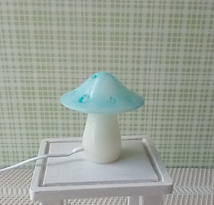 1:12 Dollhouse battery operated toadstool table lamp Kids lamp Novelty lamp Blue mushroom lamp