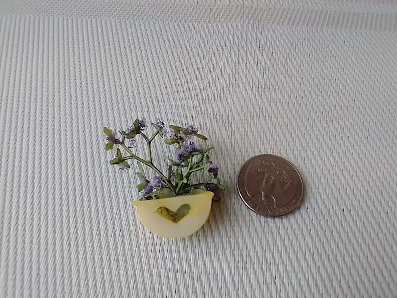 1:12 Dollhouse miniature wall planter with light green plant and lavender flowers REF Big yellow lavender