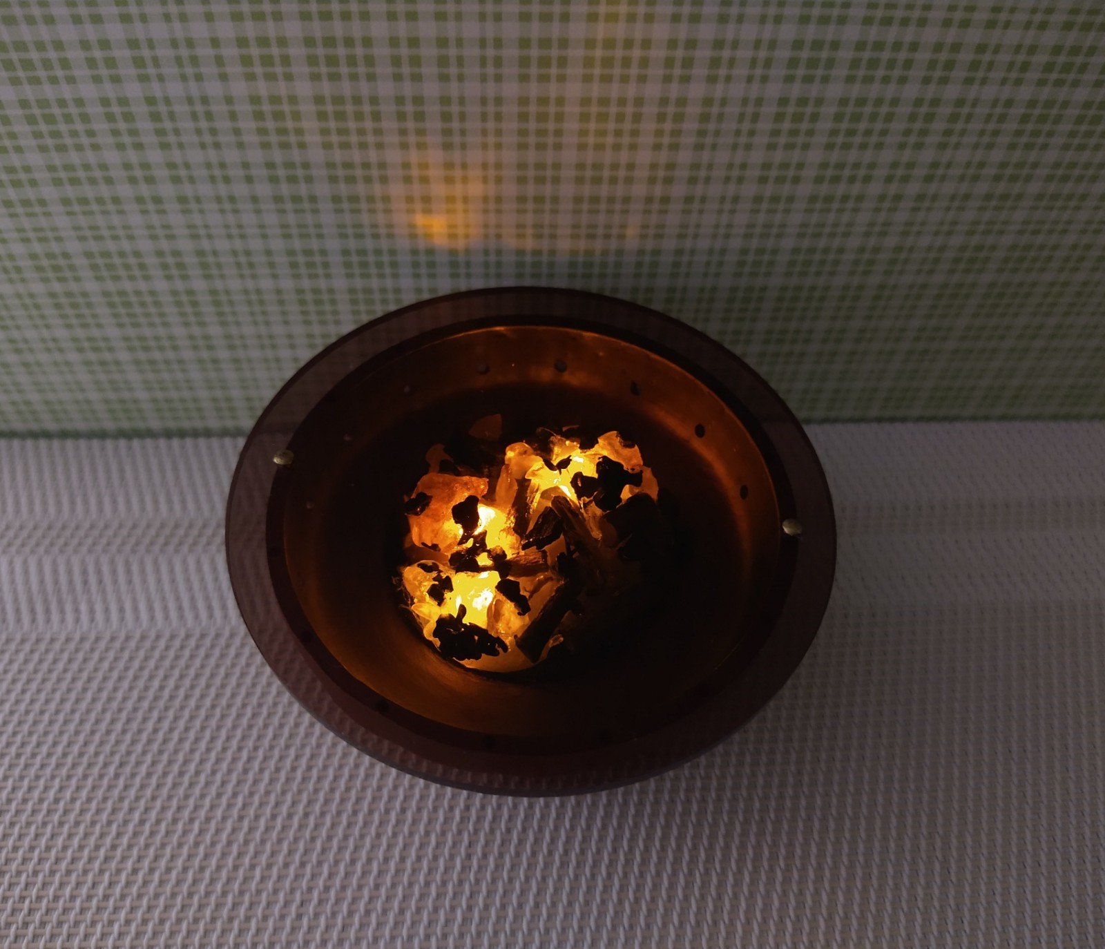 RESERVED 1:12 Dollhouse miniature fire pit Battery operated firepit in copper tone with flickering embers and wood sticks Dual function firepit/ patio coffee table