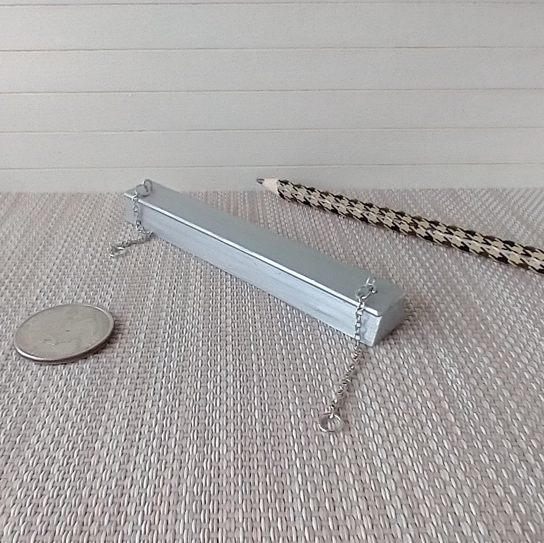 1:12 Dollhouse shop ceiling light Non-electric workshop light (Non-working)