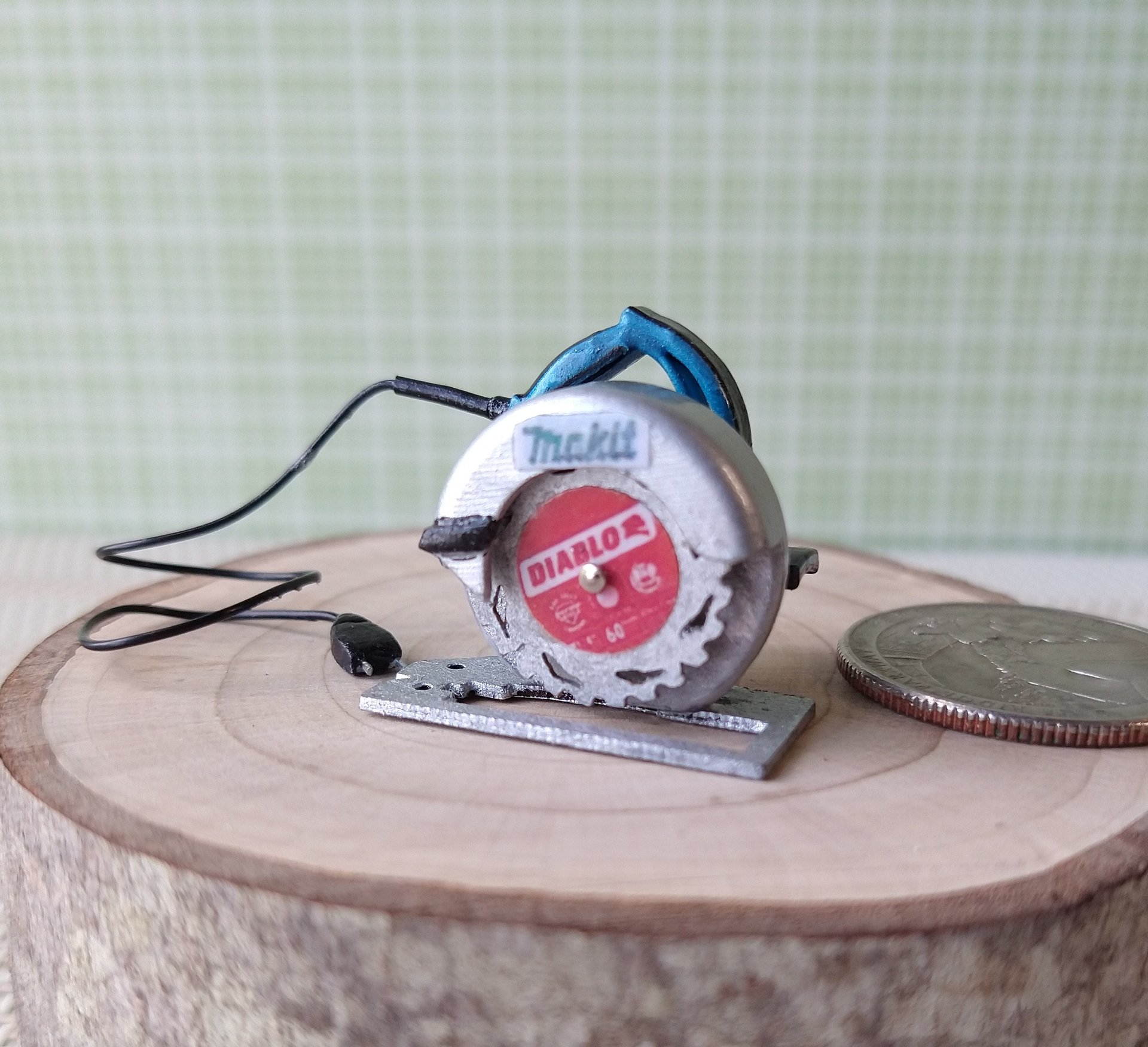 1:12 Dollhouse miniature circular saw Corded electric saw Woodworking tool Non working dollhouse power tool