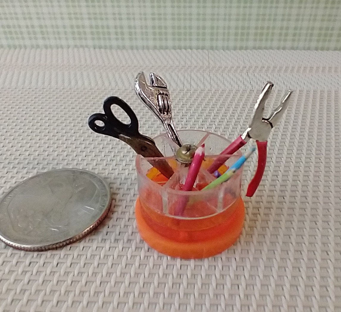 1:12 dollhouse miniature lazy Susan tools holder Spinnable desktop tools organizer in clear and orange acrylic Accessories NOT included