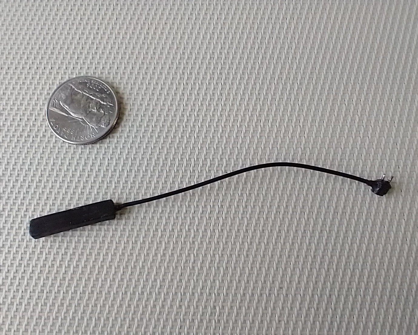 1:12 dollhouse miniature power strip Four-outlet power strip two USB ports Price is PER unit REF Black