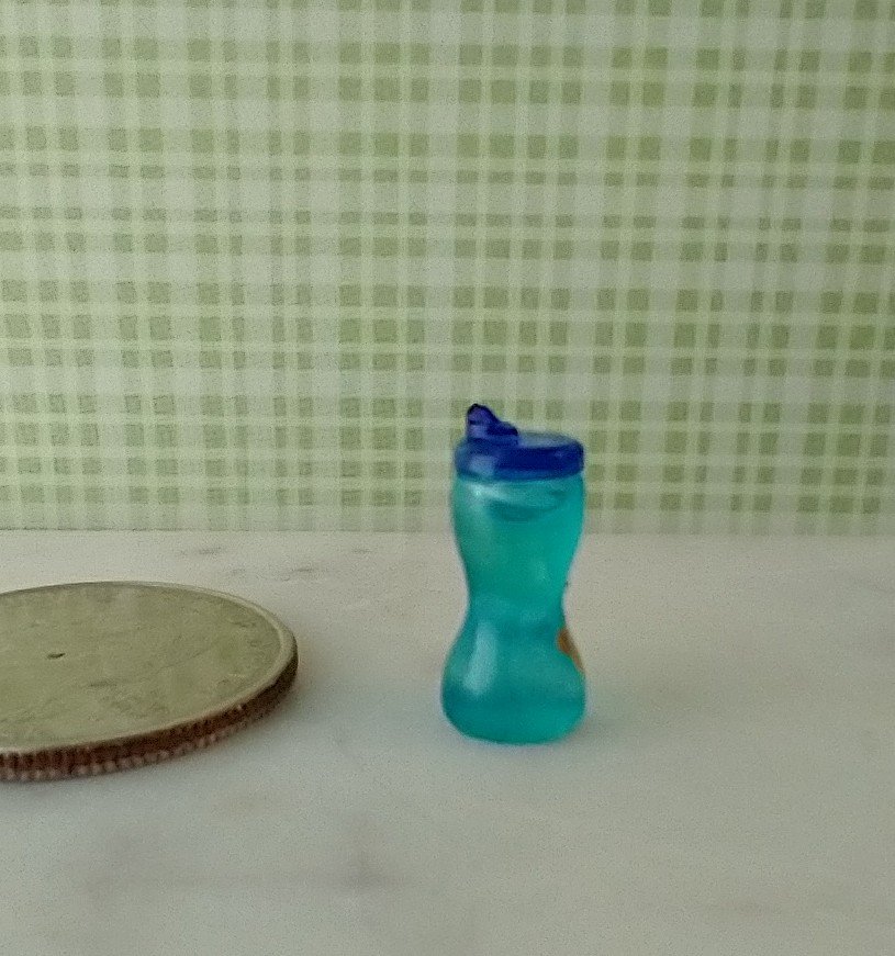 1:12 Dollhouse miniature sippy cup in blue with teddy bear decal REF teddy
