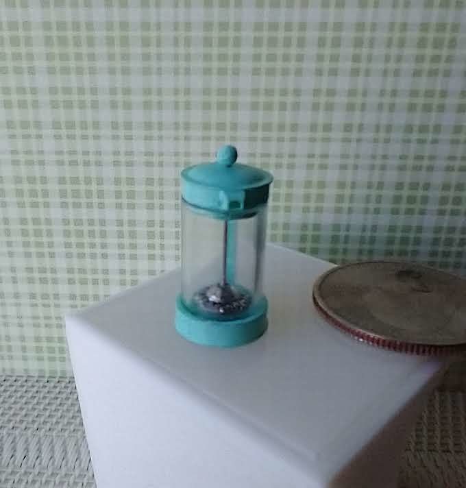 1:12 Dollhouse miniature French press coffee pot Miniature cafetiere REF Mint