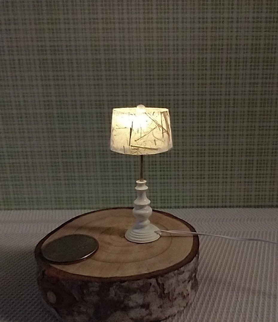 1:12 Dollhouse table lamp with translucent shade covered with handmade paper Battery operated minaiture LED console lamp with external wires