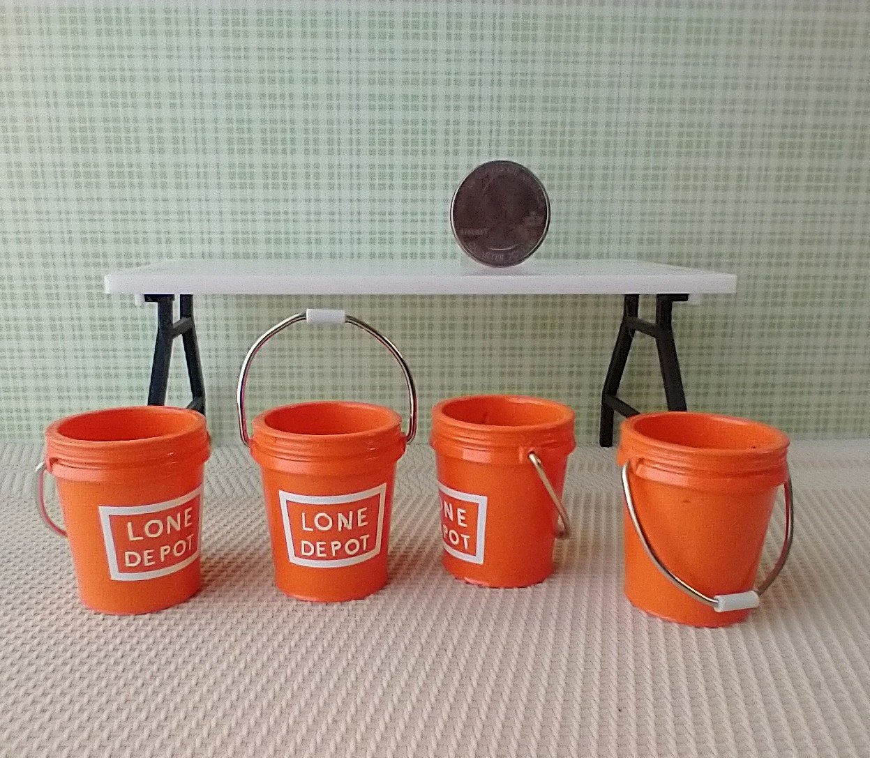 1:12 Dollhouse miniature all-purpose bucket equivalent to home center 5-gallon plastic bucket REF Orange Lone Depot