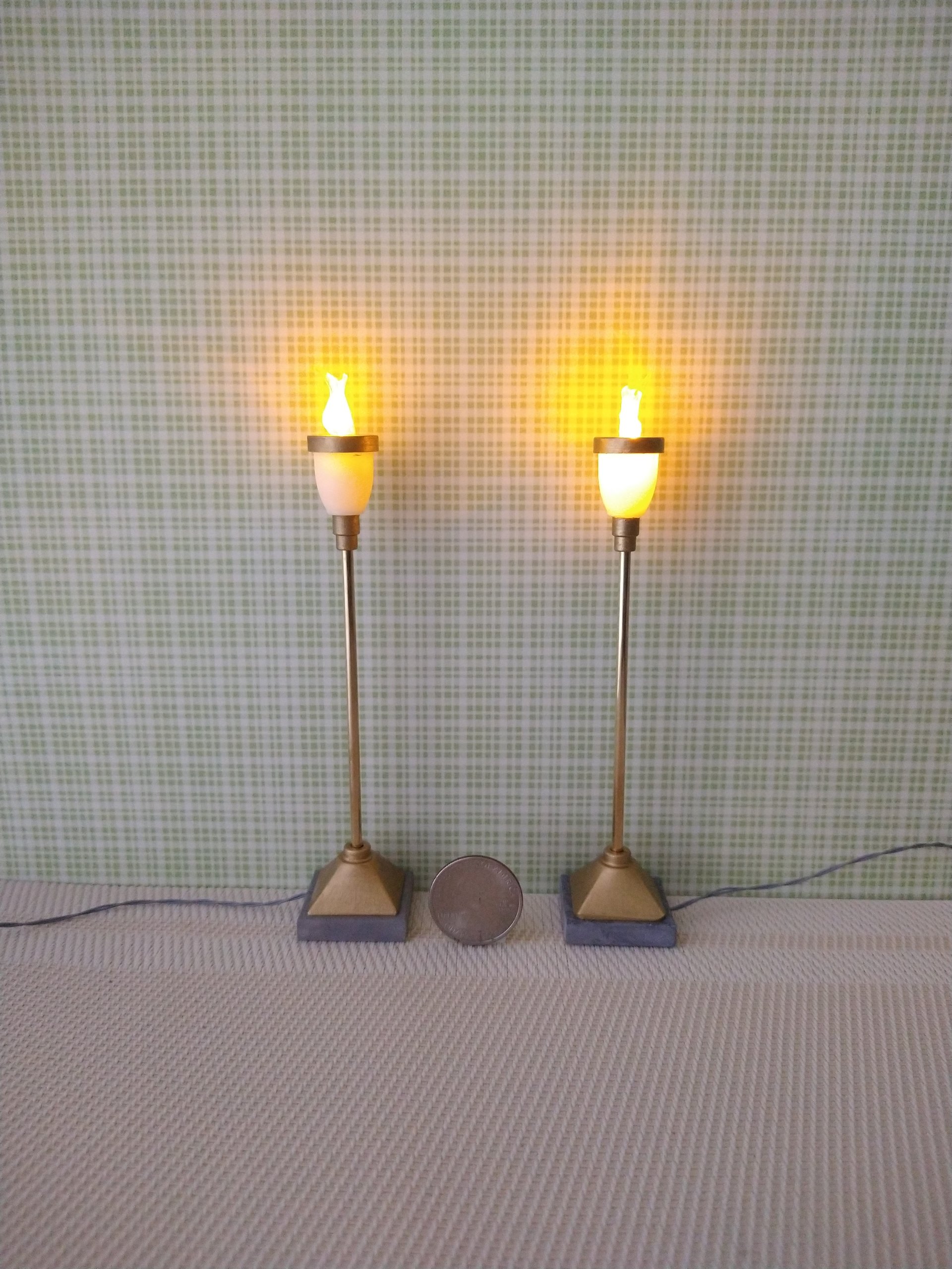 1:12 Dollhouse torch light with flickering flames Battery operated floor light brass post on faux concrete stone with external wires Price is for EACH