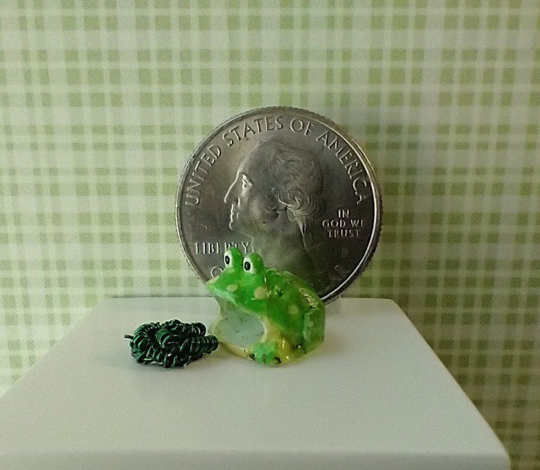 1:12 Dollhouse miniature kitchen frog scrubby holder or sponge holder
