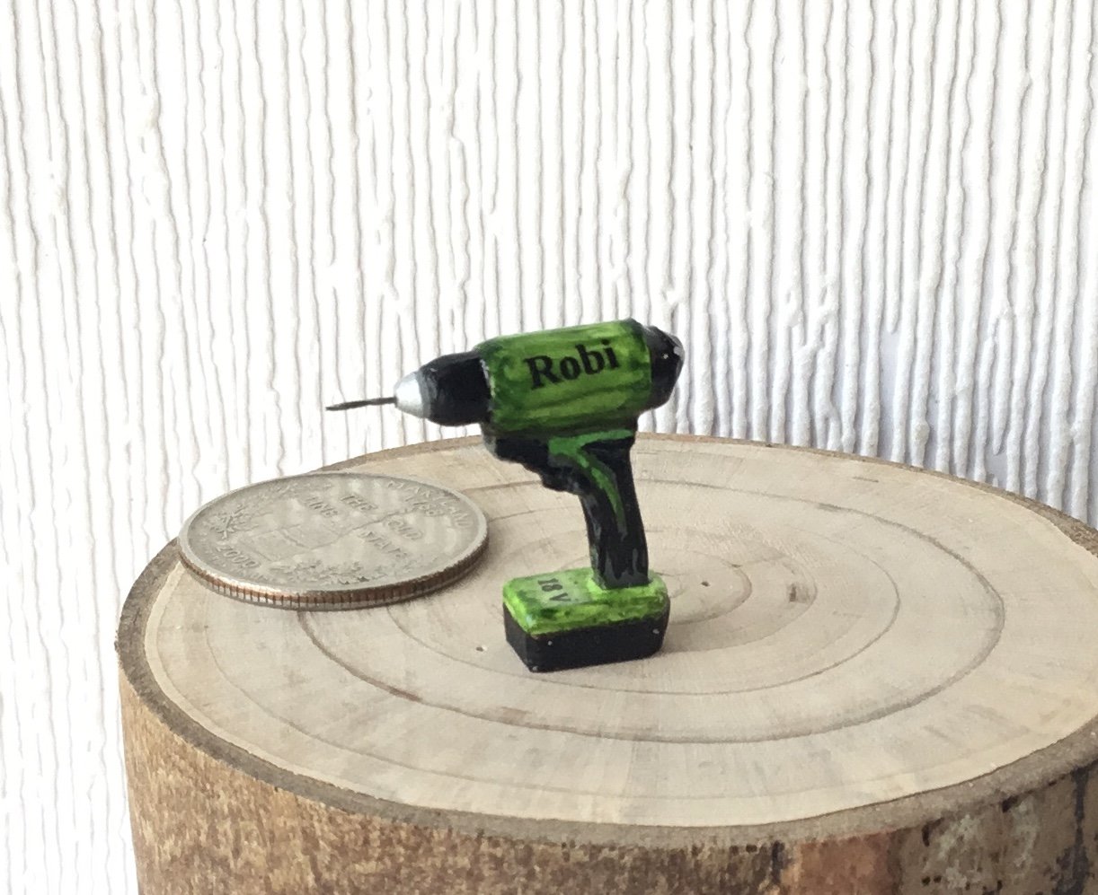 1:12 dollhouse power drill Miniature electric drill with faux rechargeable battery base and genuine micro drill bit