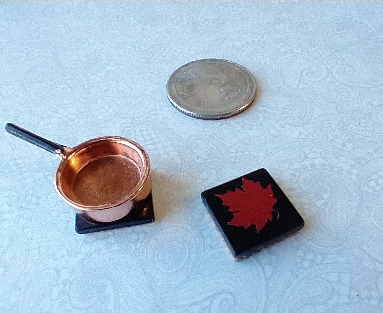 1:12 Dollhouse kitchen accessory Faux black ceramic trivet with maple leaf decal cork backing PRICE is for EACH Reference red leaf