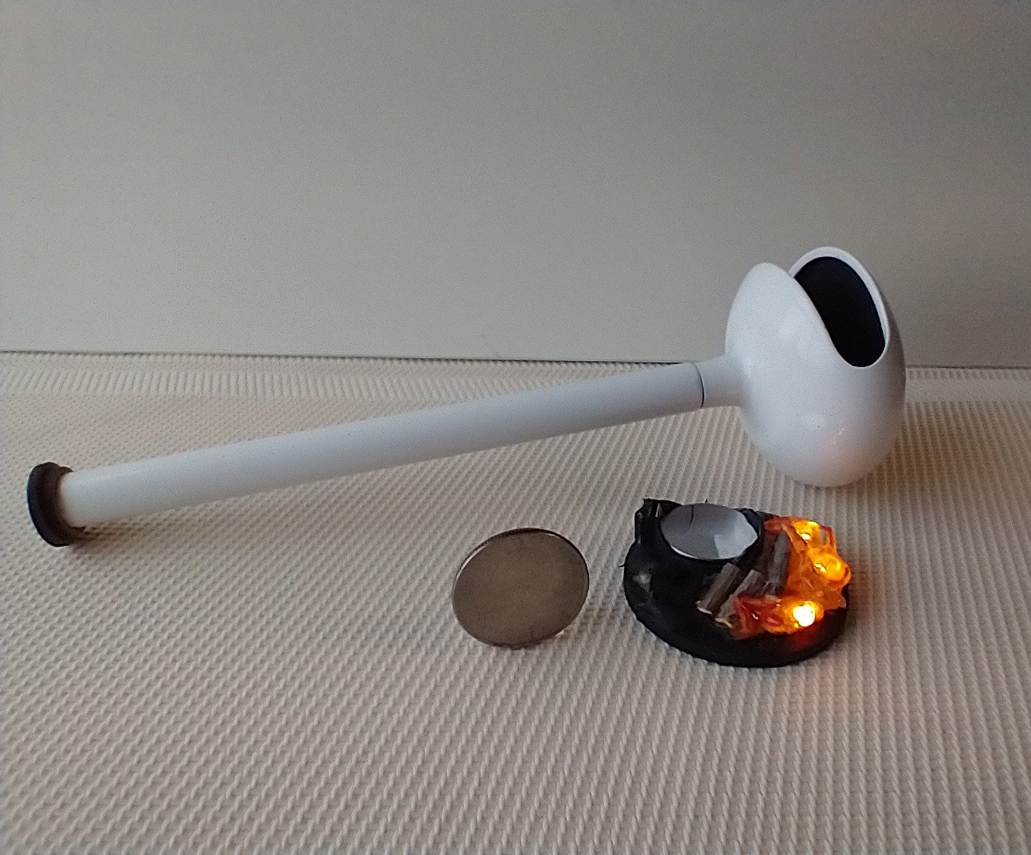 1:12 Dollhouse miniature hanging modern fireplace with battery operated flickering insert REF White