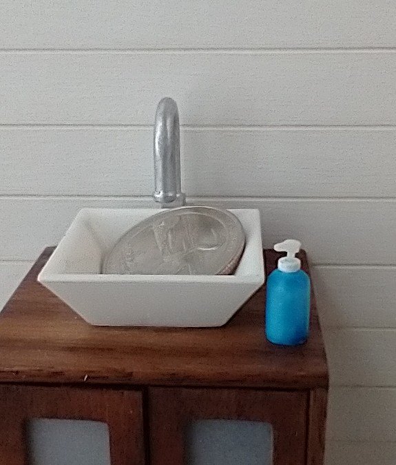 1:12 Dollhouse miniature hand soap or hand lotion Price is for EACH unit REF Marine blue