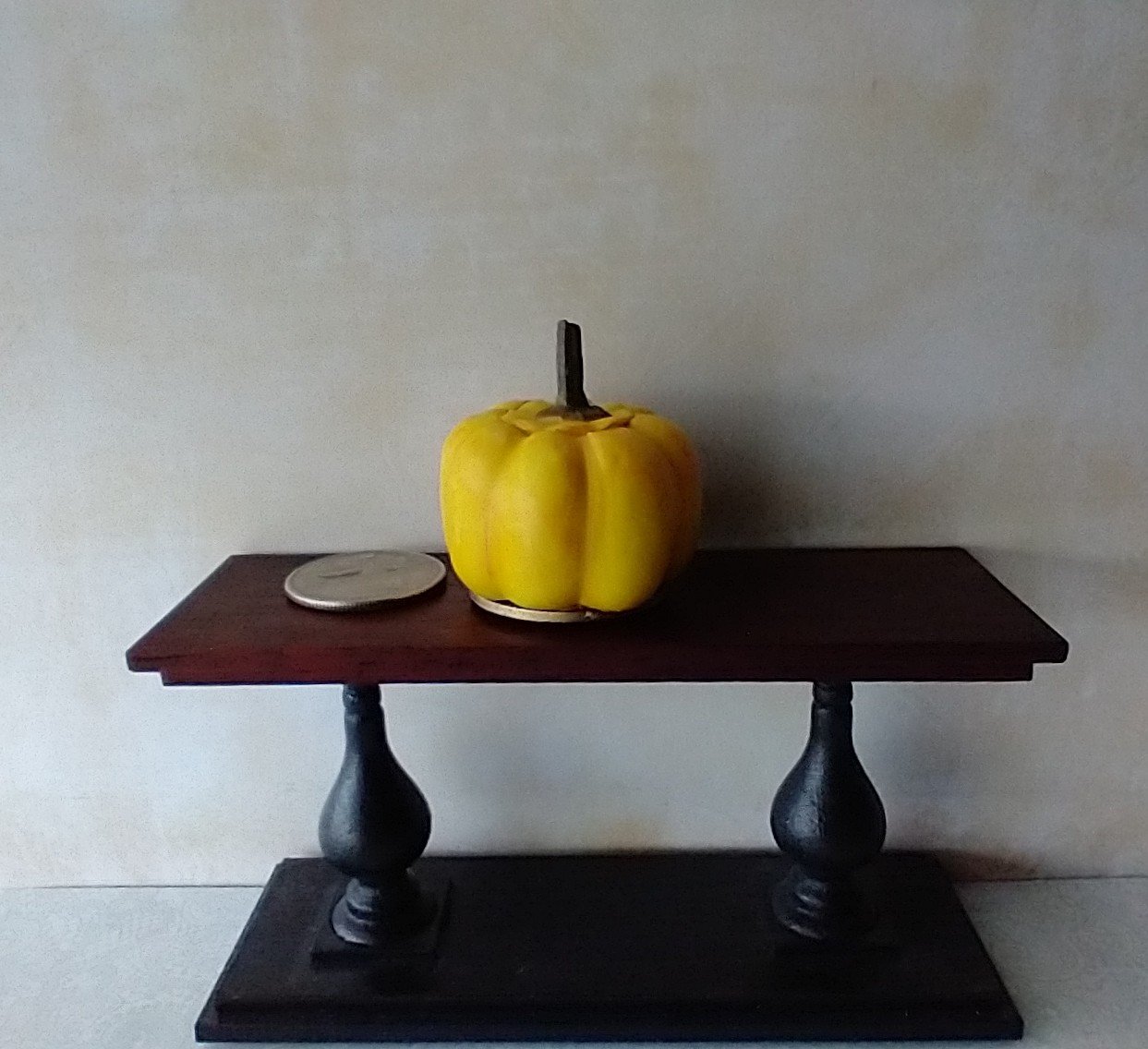 Battery operated miniature light up Jack-O-Lantern Pumpkin LED light for Halloween No external wires REF Stitched head