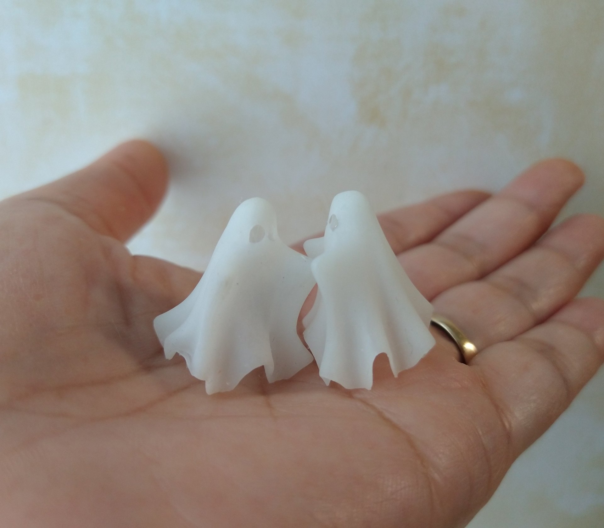1:12 Dollhouse Halloween Cute Hug me Ghost figurine Fall mini home decor Price is for EACH