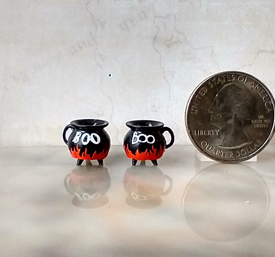 1:12 Dollhouse miniature cauldron mug or soup bowl Halloween mug REF White Boo PRICE is for ONE