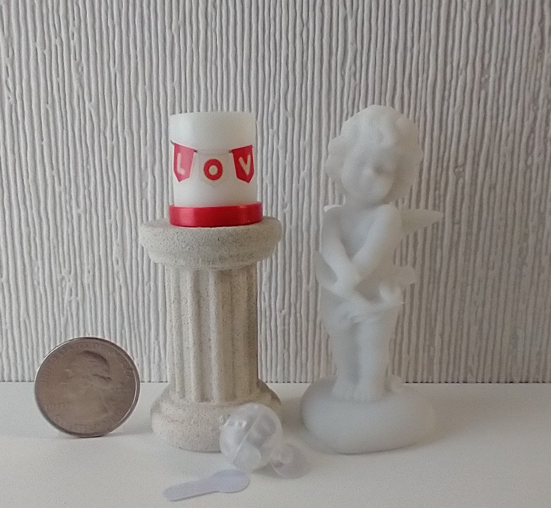 1:12 Dollhouse miniature LOVE candle sleeve or battery lighted candle holder REF LOVE bunting