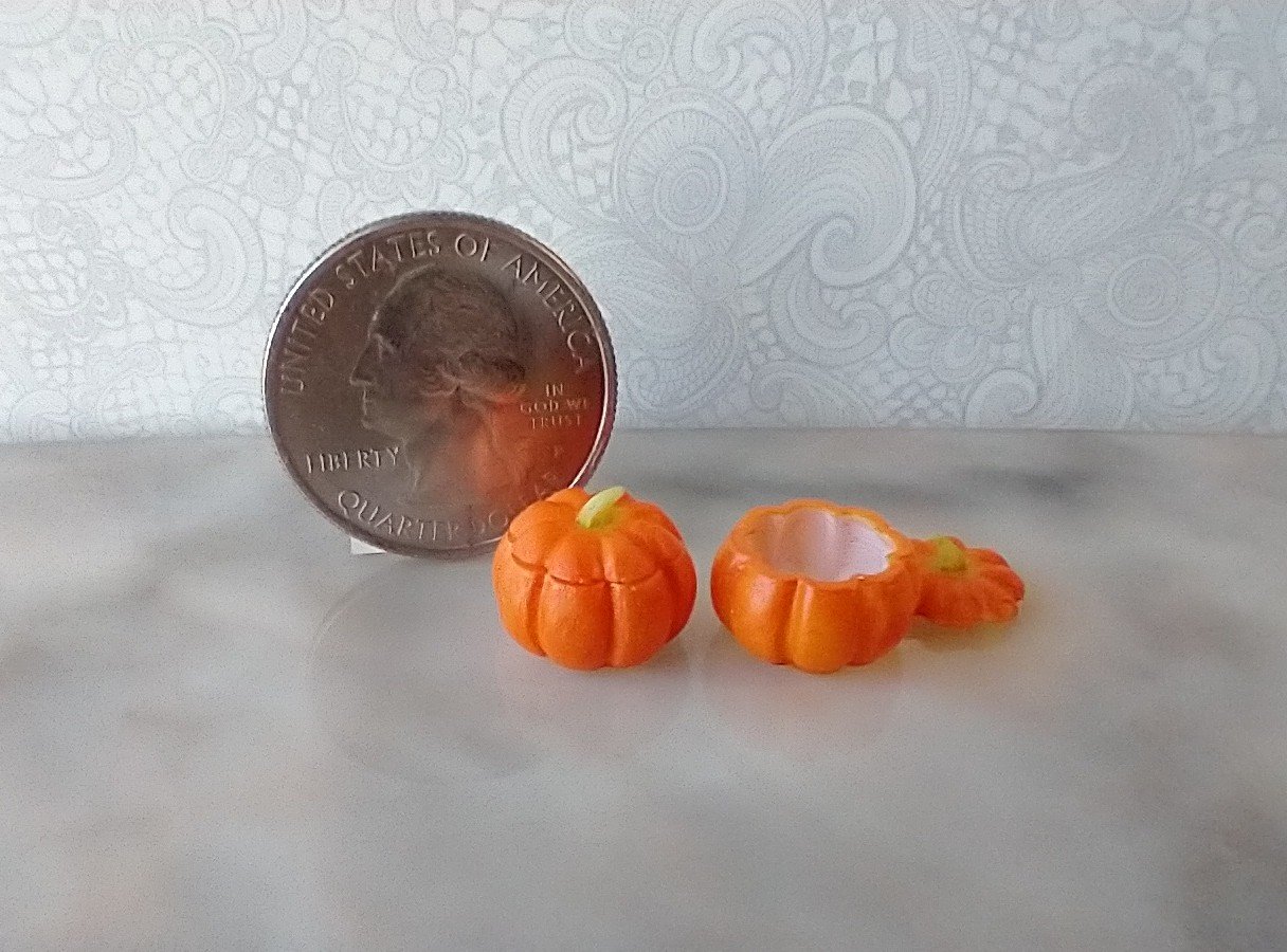 1:12 scale dollhouse pumpkin soup bowl with lid for fall or Halloween Thanksgiving Decorative serving bowl REF Orange PRICE is for EACH unit