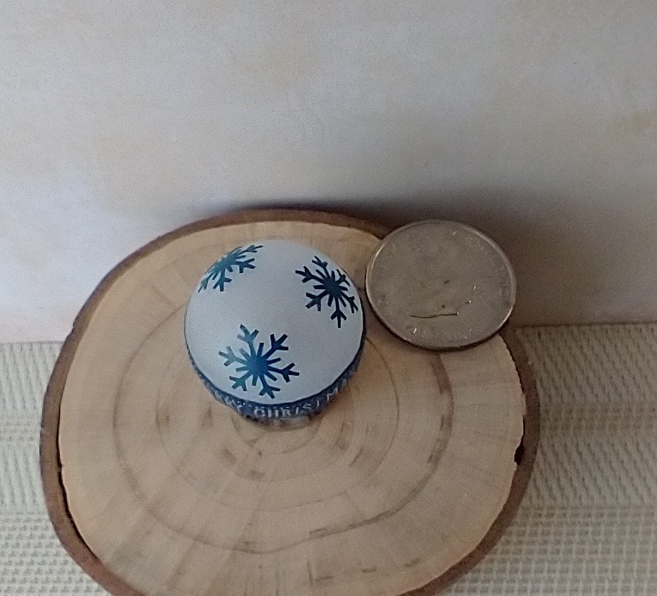 1:12 Dollhouse holiday light up globe ornament Free standing frosted globe Christmas ornament Battery operated holiday light REF Blue snowflakes