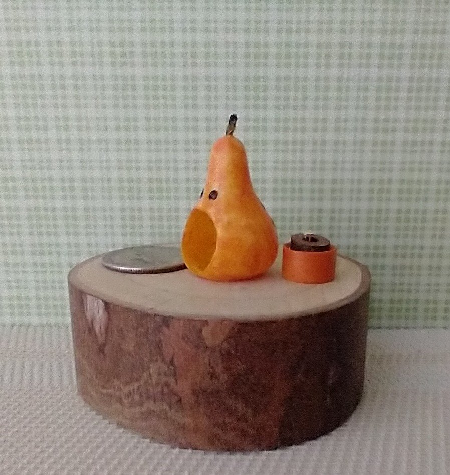 1:12 scale miniature light up gourd lantern Battery operated gourd Jack-o-lantern with magnet switch control Halloween decor REF Mottled orange