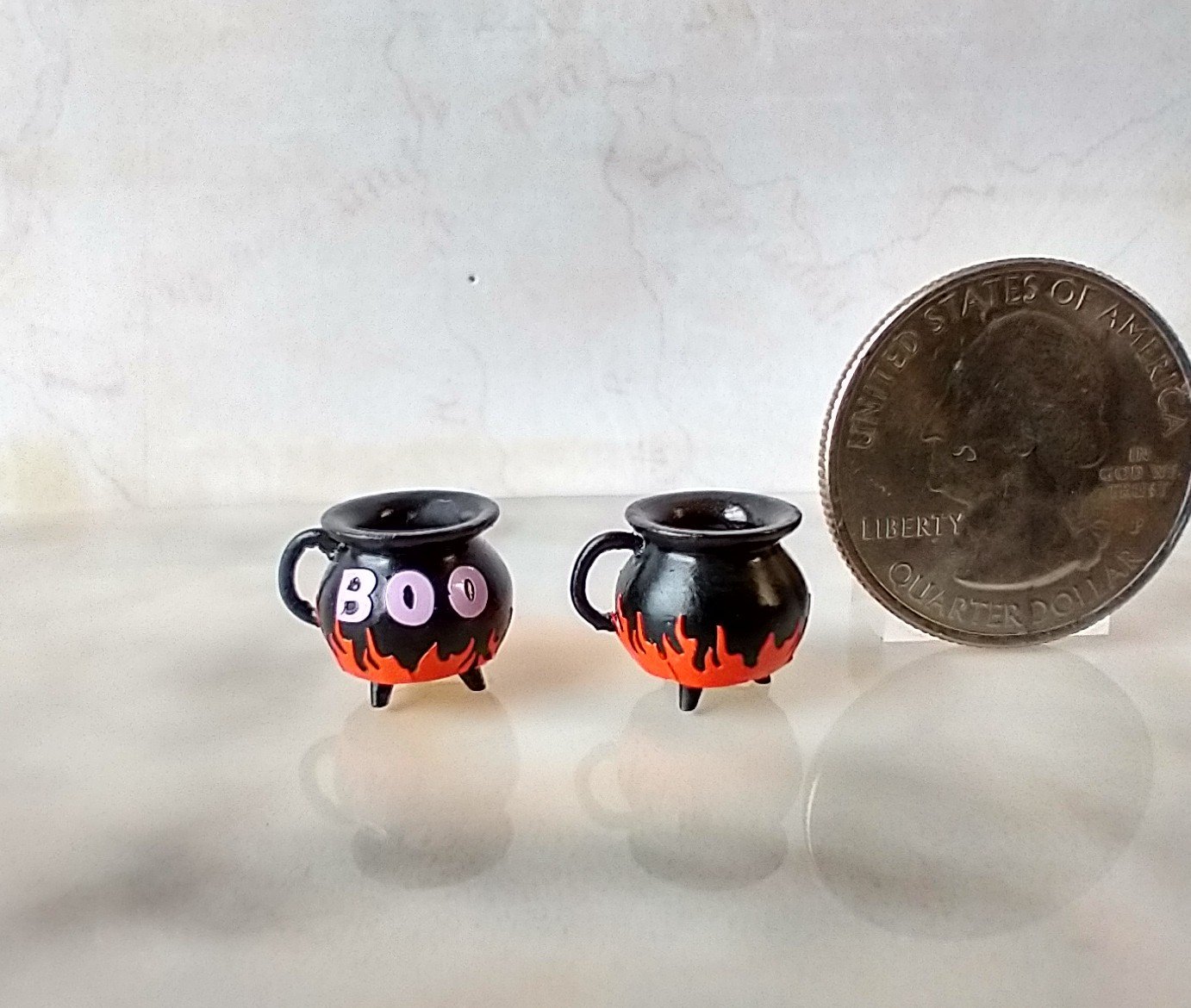 1:12 Dollhouse miniature cauldron mug or soup bowl Halloween mug REF Purple Boo PRICE is for ONE