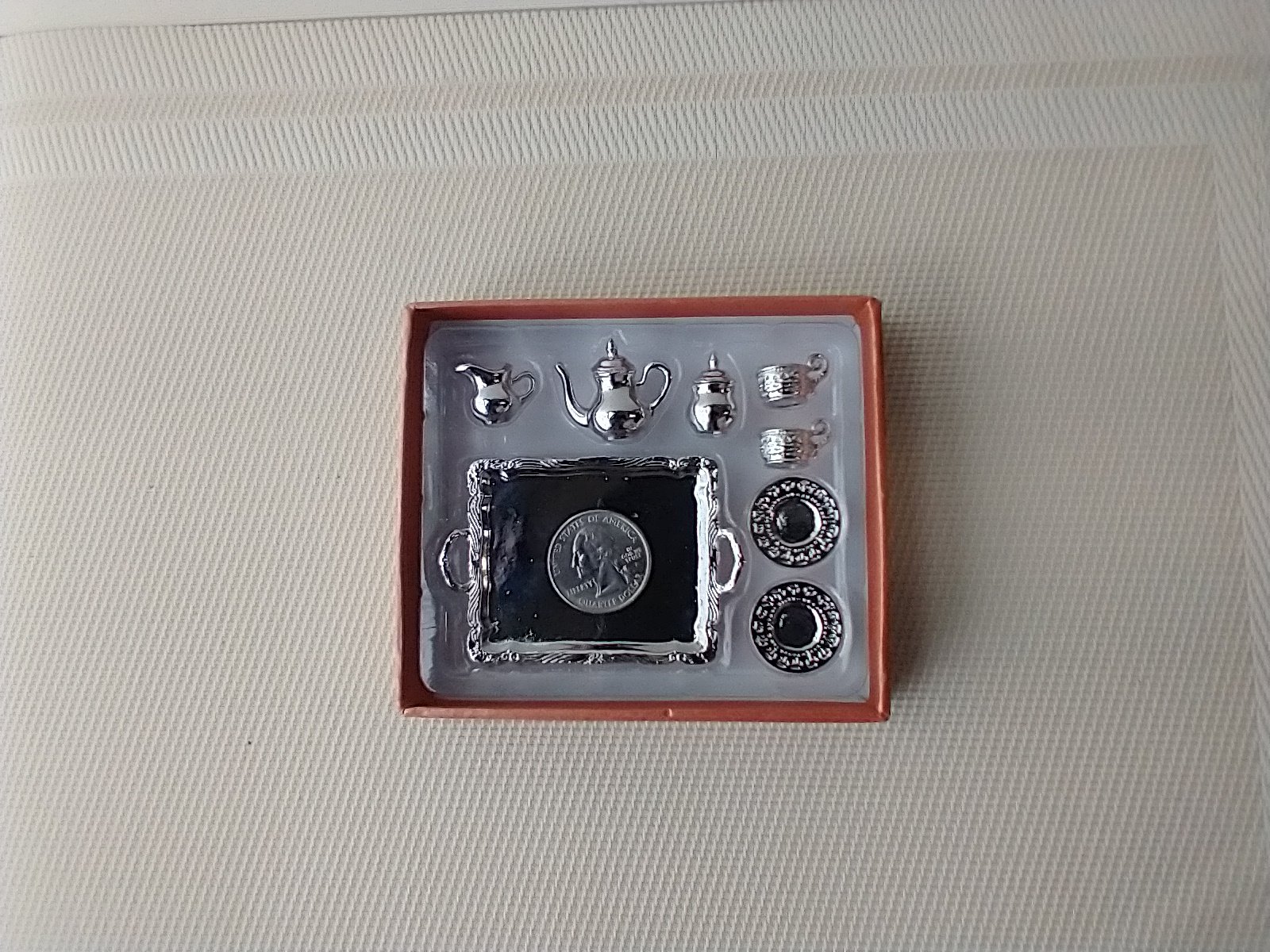 1-inch scale silvery tea set NIP - Non-handmade