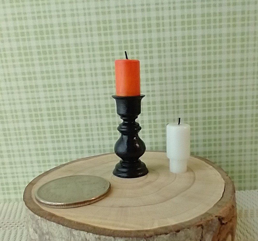 1:12 or play scale black candlestick holder with two removable candles (white and orange) REF Resin short holder