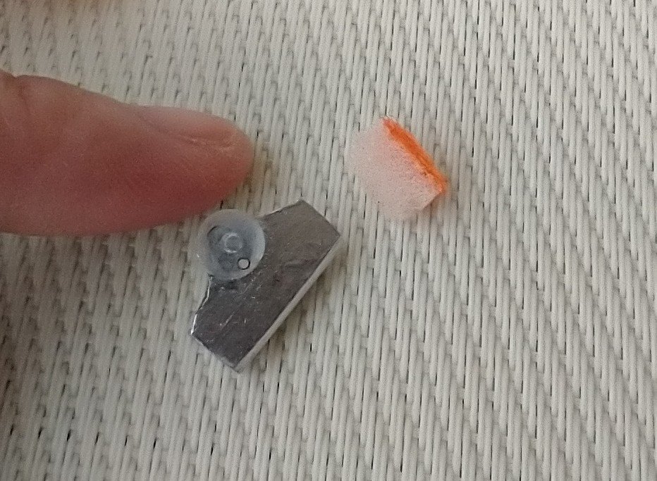 1:12 Dollhouse kitchen sink sponge holder with faux suction cup comes with one orange sponge PRICE is for each set