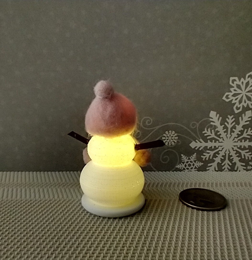 1:12 Dollhouse miniature light up snow girl with needle felted pink wool hat and pom-pom Battery operated holiday decor REF Pink hat