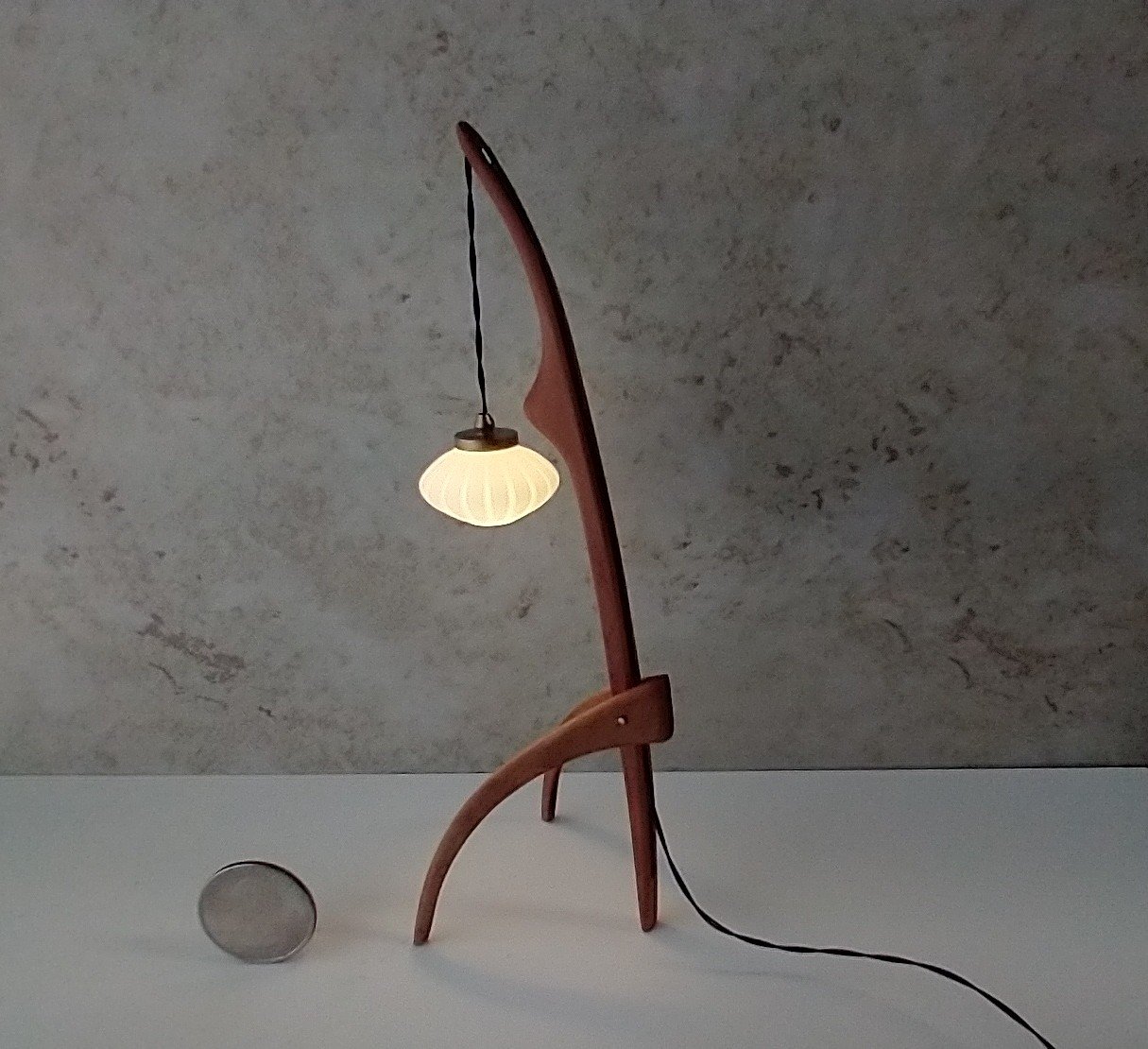 1:12 dollhouse miniature mid-century style floor lamp with sculptural tripod legs in solid cherry Rispal inspired Praying mantis lamp Battery operated LED lamp REF Cherry wood