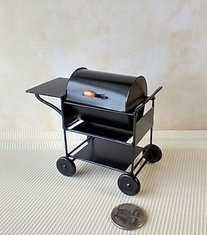 1:12 Dollhouse BBQ grill (metal) with battery operated charcoal glowing / flickering insert Upgraded grate and enlarged surface / service area for grilled goodies