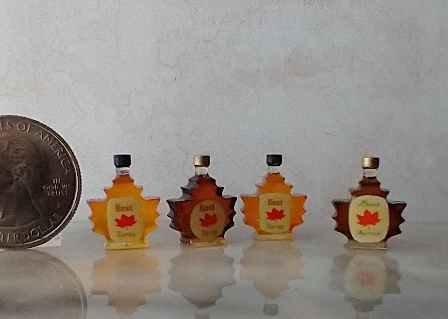1:12 Dollhouse miniature maple syrup in maple leaf shaped bottles Dollhouse kitchen accessory Price is for ONE bottle REF Golden lid