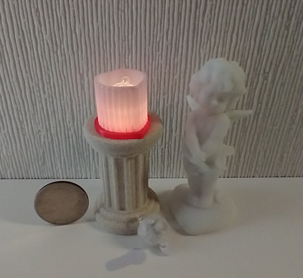 1:12 Dollhouse miniature heart shaped candle sleeve or battery lighted candle holder REF Fluted heart