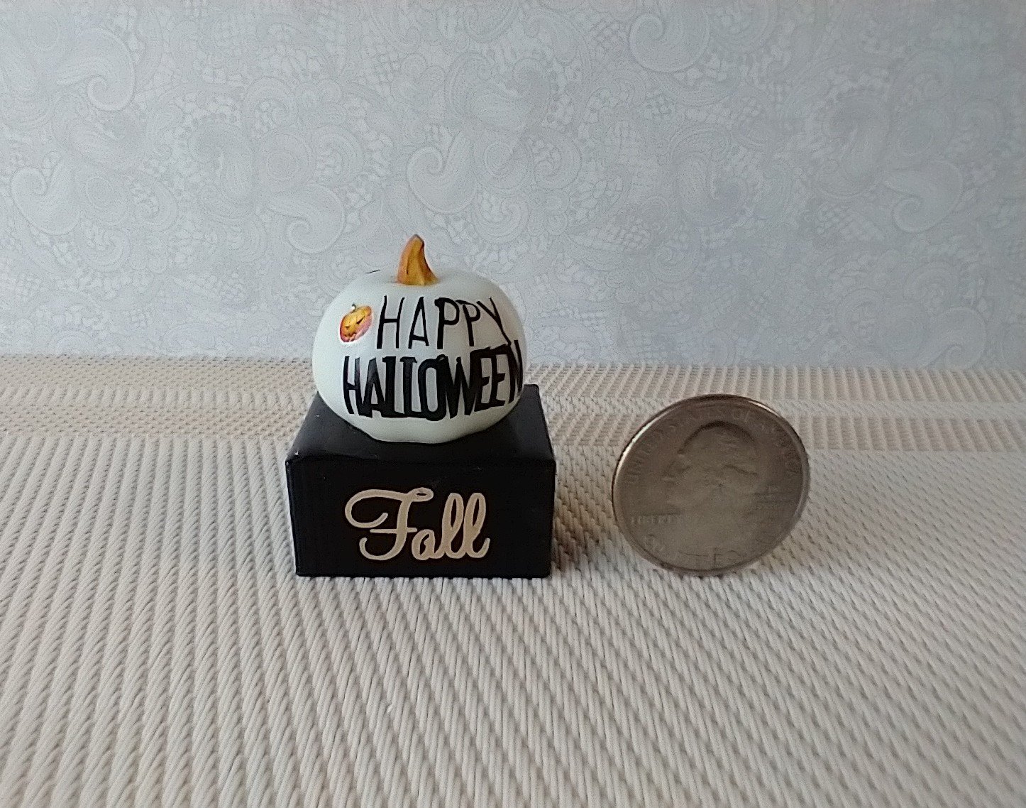 Battery lighted miniature Jack-o-Lantern Pumpkin light on black stand Halloween light for 1-inch scale or play scale REF White pumpkin