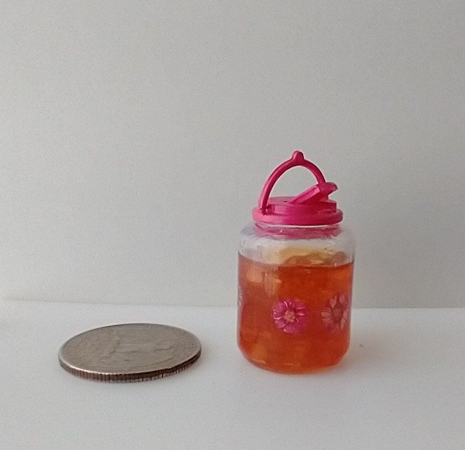 1:12 Dollhouse miniature large tea jar filled with faux tea and ice cubes REF Fuscia lidded