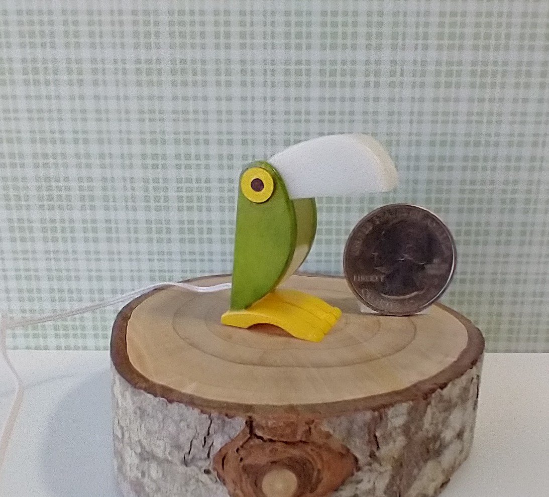 1:12 dollhouse MCM inspired toucan table lamp Battery operated bird lamp with external wires and switch REF Green bird