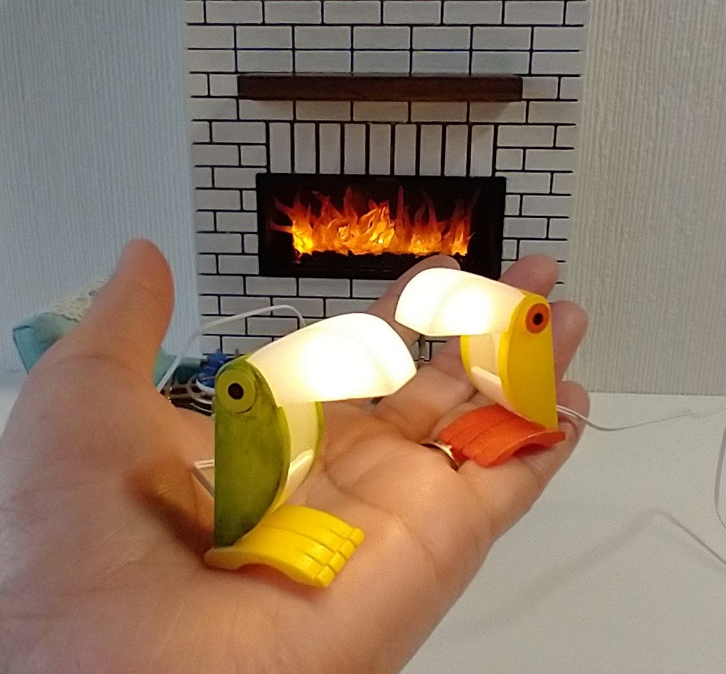 1:12 dollhouse MCM inspired toucan table lamp Battery operated bird lamp with external wires and switch REF Yellow bird