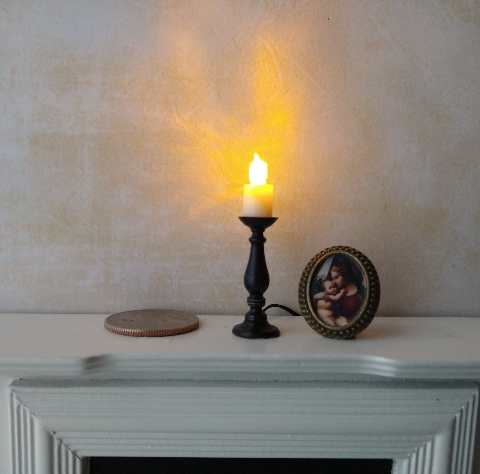 1:12 Dollhouse slender candlestick with flickering flame Battery operated light up candle battery operated candle REF Medium