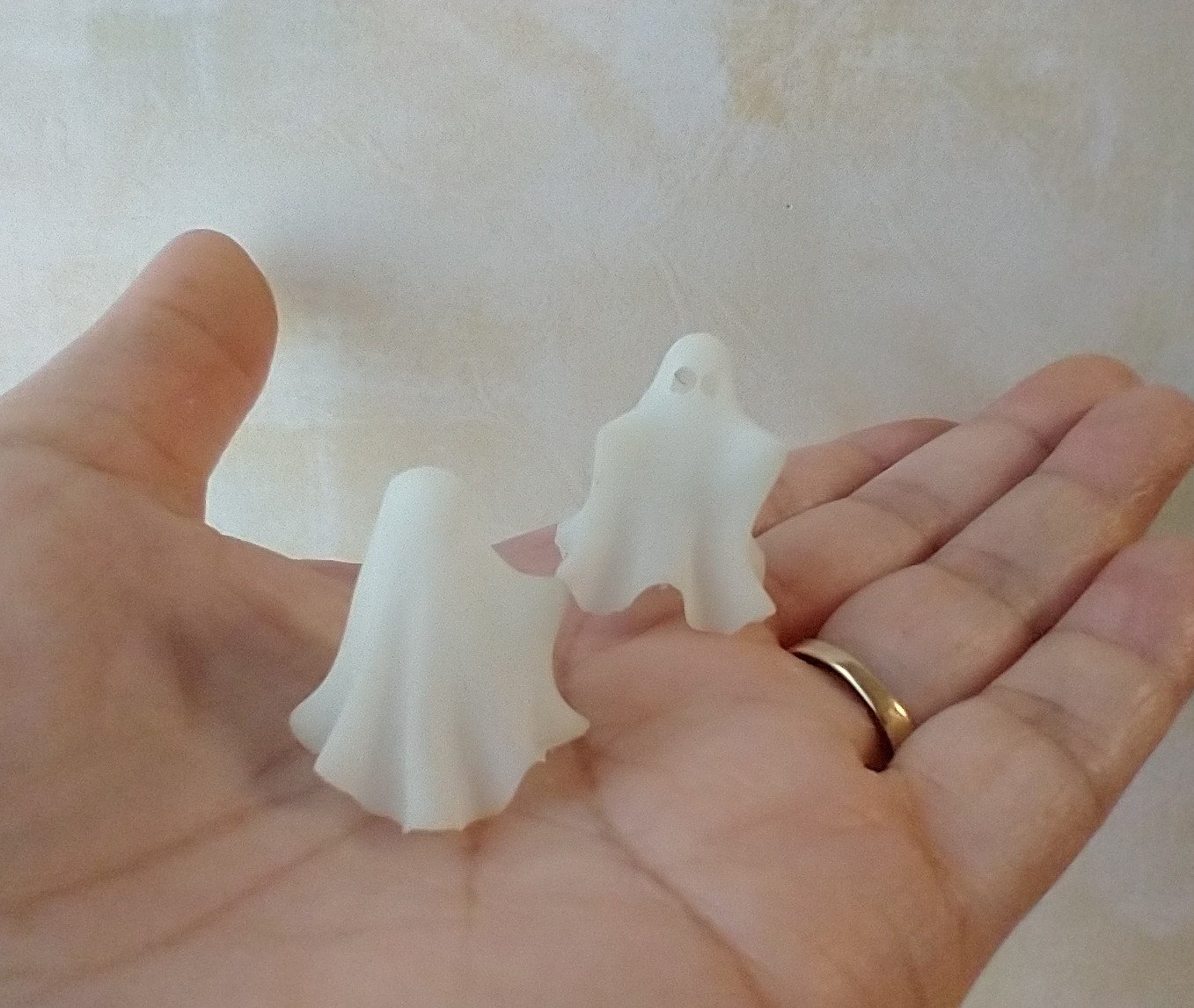 1:12 Dollhouse Halloween Cute Hug me Ghost figurine Fall mini home decor Price is for EACH