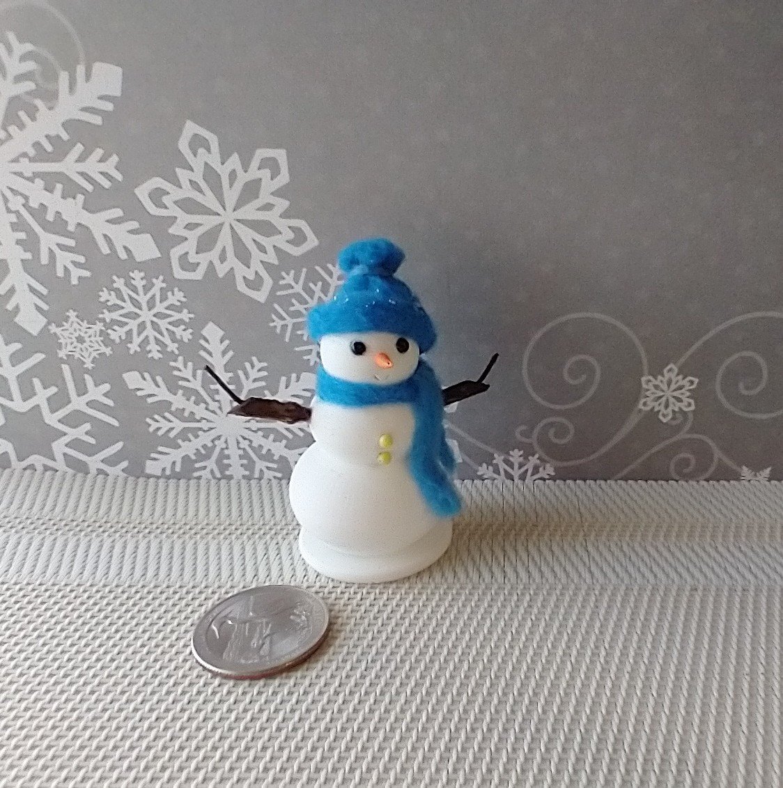 1:12 Dollhouse miniature light up snowman junior with blue felt hat Battery operated holiday decor